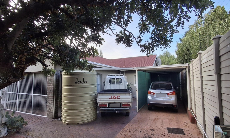 3 Bedroom Property for Sale in Generaal De Wet Free State